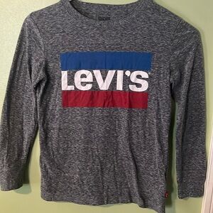 Levi’s long sleeve tee boys size S